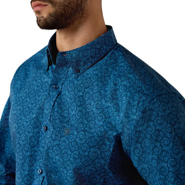Ariat® Men's Niven Classic Fit Long Sleeve Shirt 10073535
