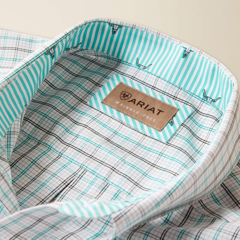 Ariat® Men's Wrinkle Free Winchester Classic Fit Shirt 10073699