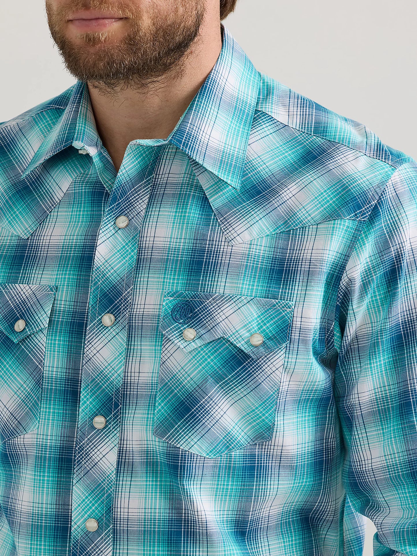 Men's Wrangler Retro® Long Sleeve Western Shirt in Turquoise Blues 112351878