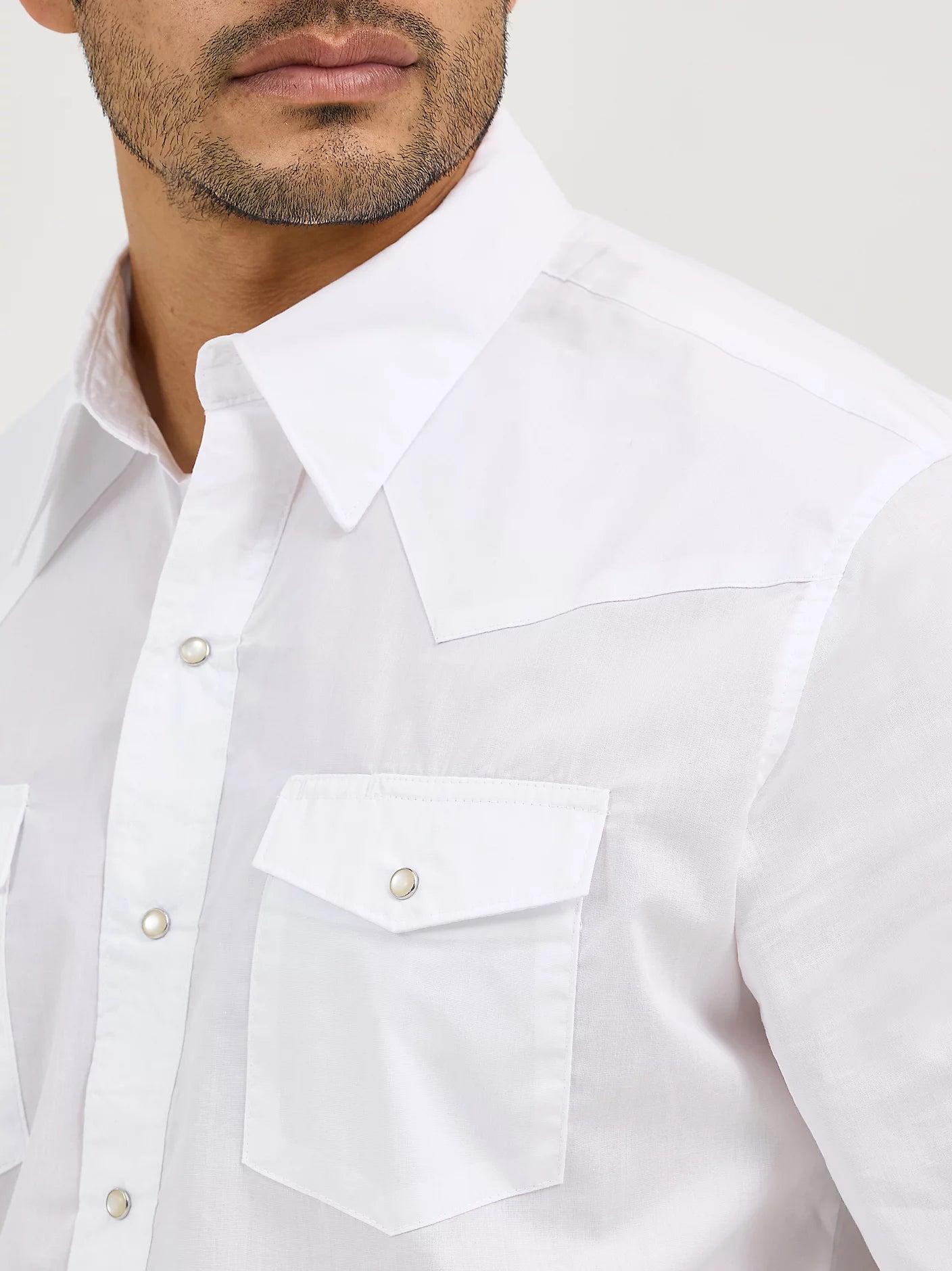 Wrangler® Men's White Western Short Sleeve Solid Western Snap Shirt 71106WH