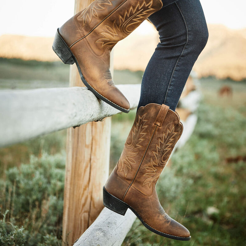 Ariat® Women's Heritage R Toe Western Boot Brown 10001021