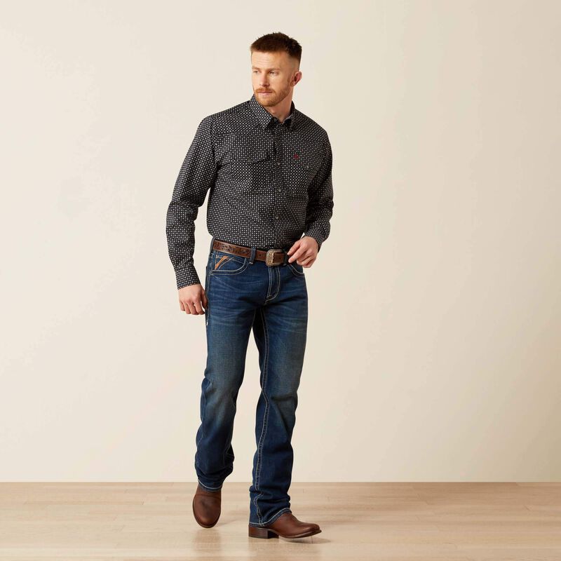 Ariat® Men's Wrinkle Free Johnson Fitted Shirt 10065970