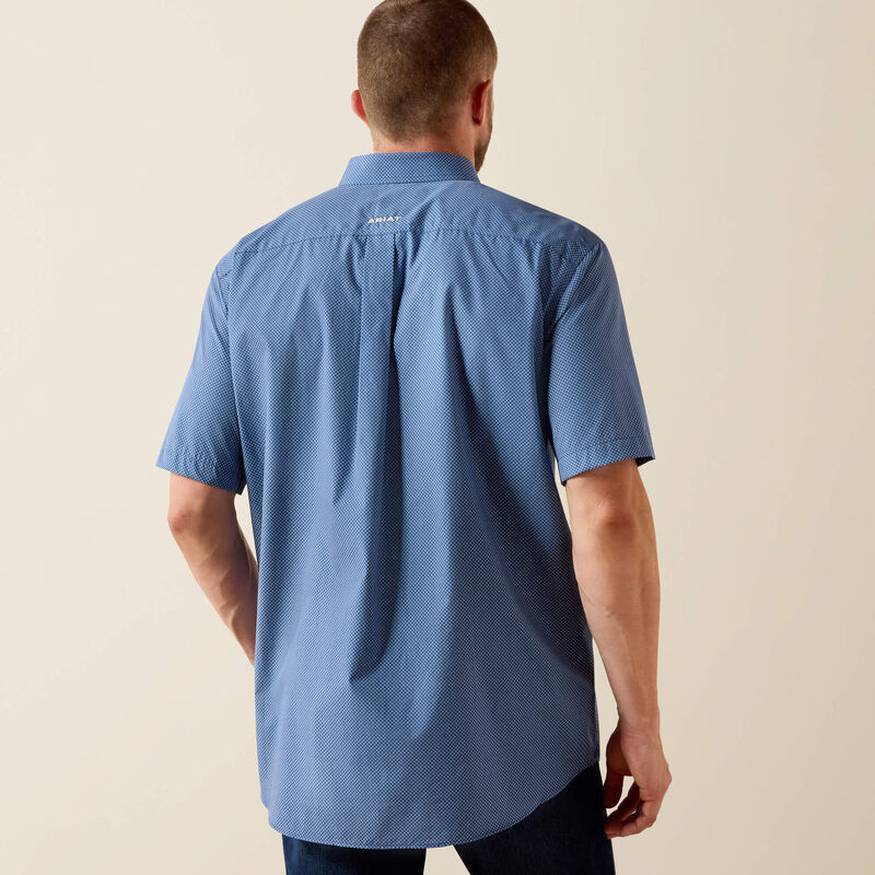 Ariat® Men's Wrinkle Free Case Classic Fit Shirt 10071017