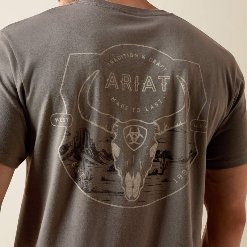 Ariat® Men's Desert Badge Tradition Classic Fit T-Shirt 10073415