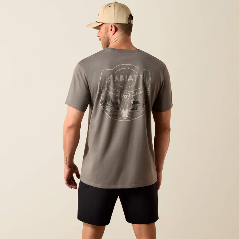Ariat® Men's Desert Badge Tradition Classic Fit T-Shirt 10073415