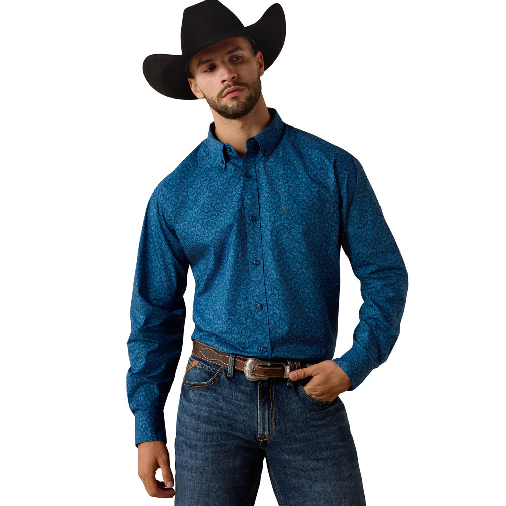 Ariat® Men's Niven Classic Fit Long Sleeve Shirt 10073535