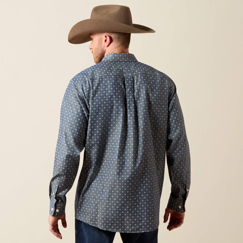 Ariat® Men's Wrinkle Free Wolcott Classic Fit Shirt 10073684
