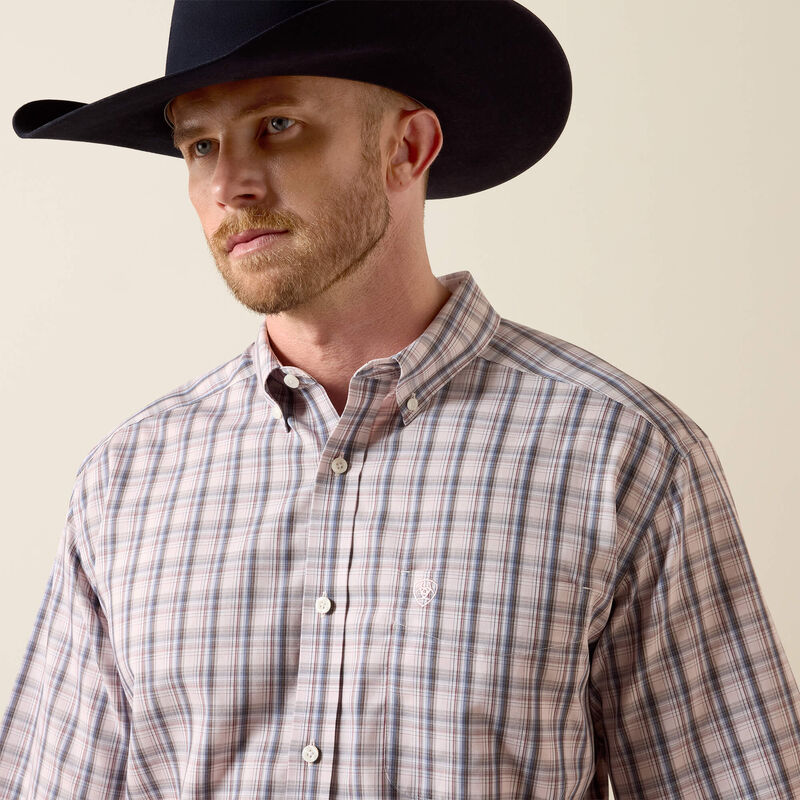 Ariat® Men's Wrinkle Free Wolcott Classic Fit Shirt 10073696