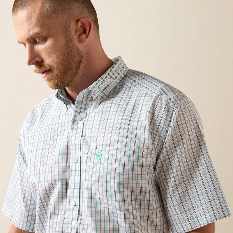 Ariat® Men's Wrinkle Free Winchester Classic Fit Shirt 10073699