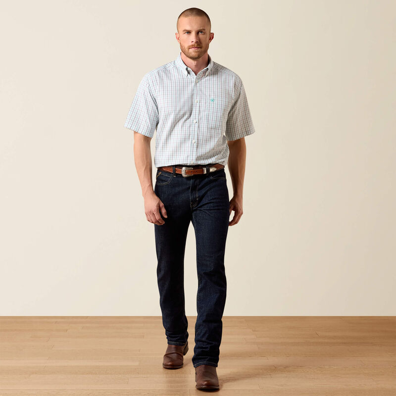Ariat® Men's Wrinkle Free Winchester Classic Fit Shirt 10073699