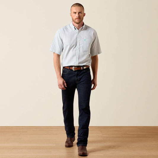 Ariat® Men's Wrinkle Free Winchester Classic Fit Shirt 10073699