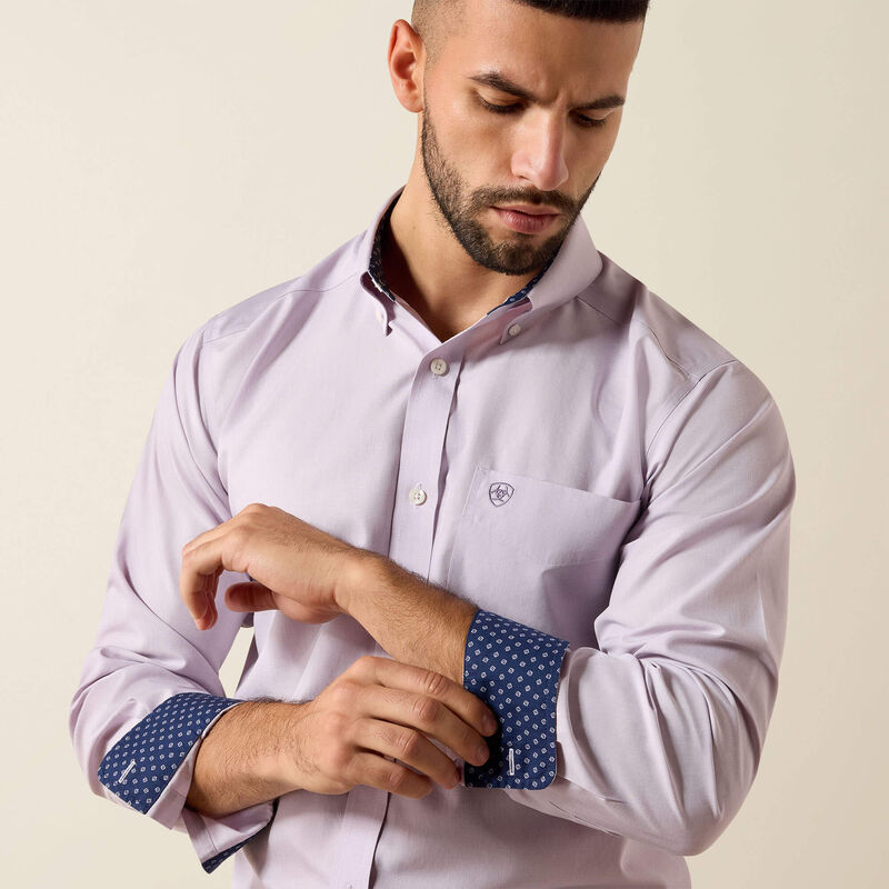 Ariat® Men's Wrinkle Free Solid Pinpoint Oxford Classic Fit Shirt 10079286