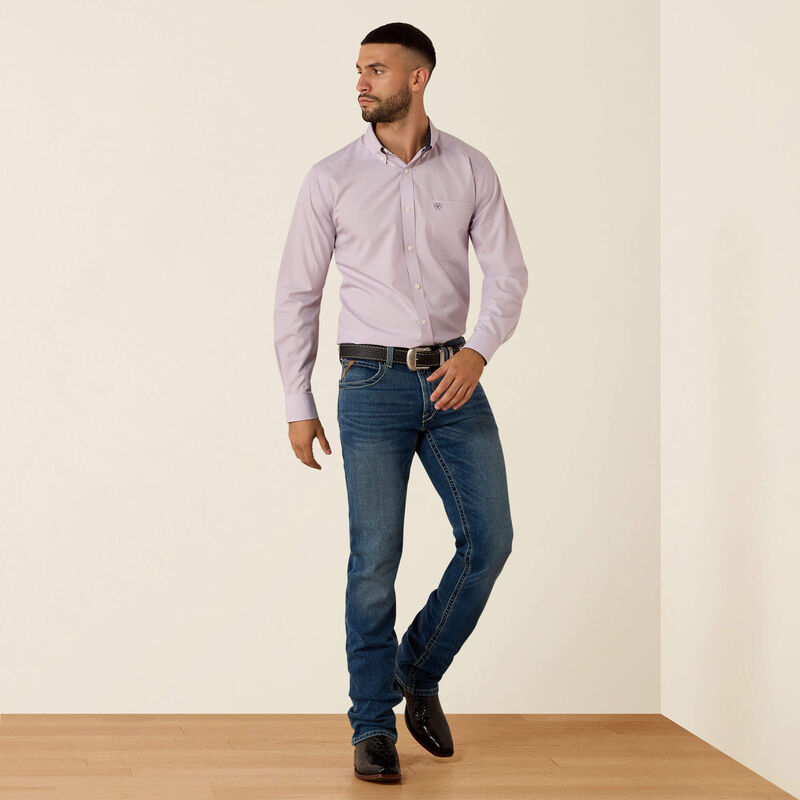 Ariat® Men's Wrinkle Free Solid Pinpoint Oxford Classic Fit Shirt 10079286