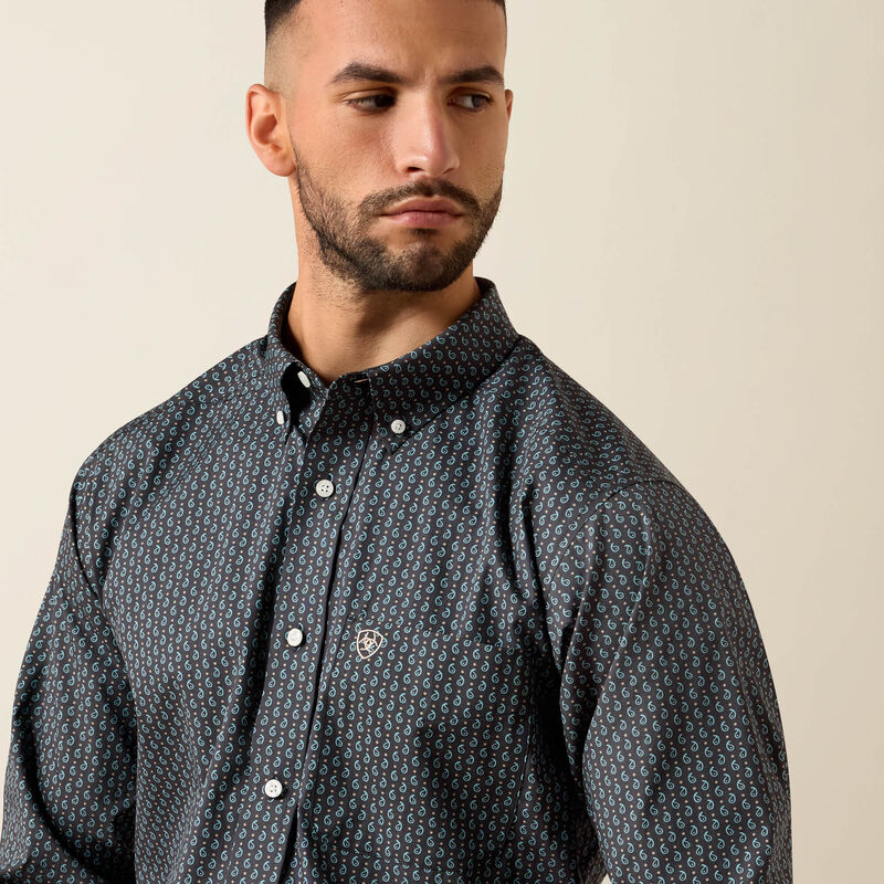 Ariat® Men's Wrinkle Free Barnaby Classic Fit Shirt 10079294