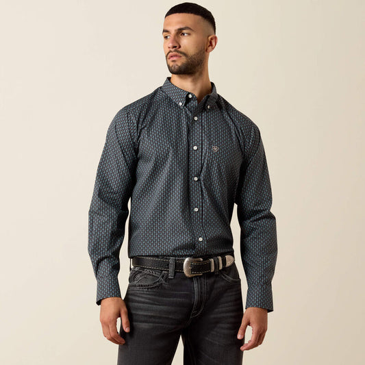 Ariat® Men's Wrinkle Free Barnaby Classic Fit Shirt 10079294