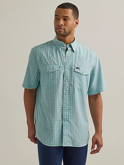 Men's Wrangler® Performance Snap Short Sleeve Plaid Shirt In Skye Blue 112344595