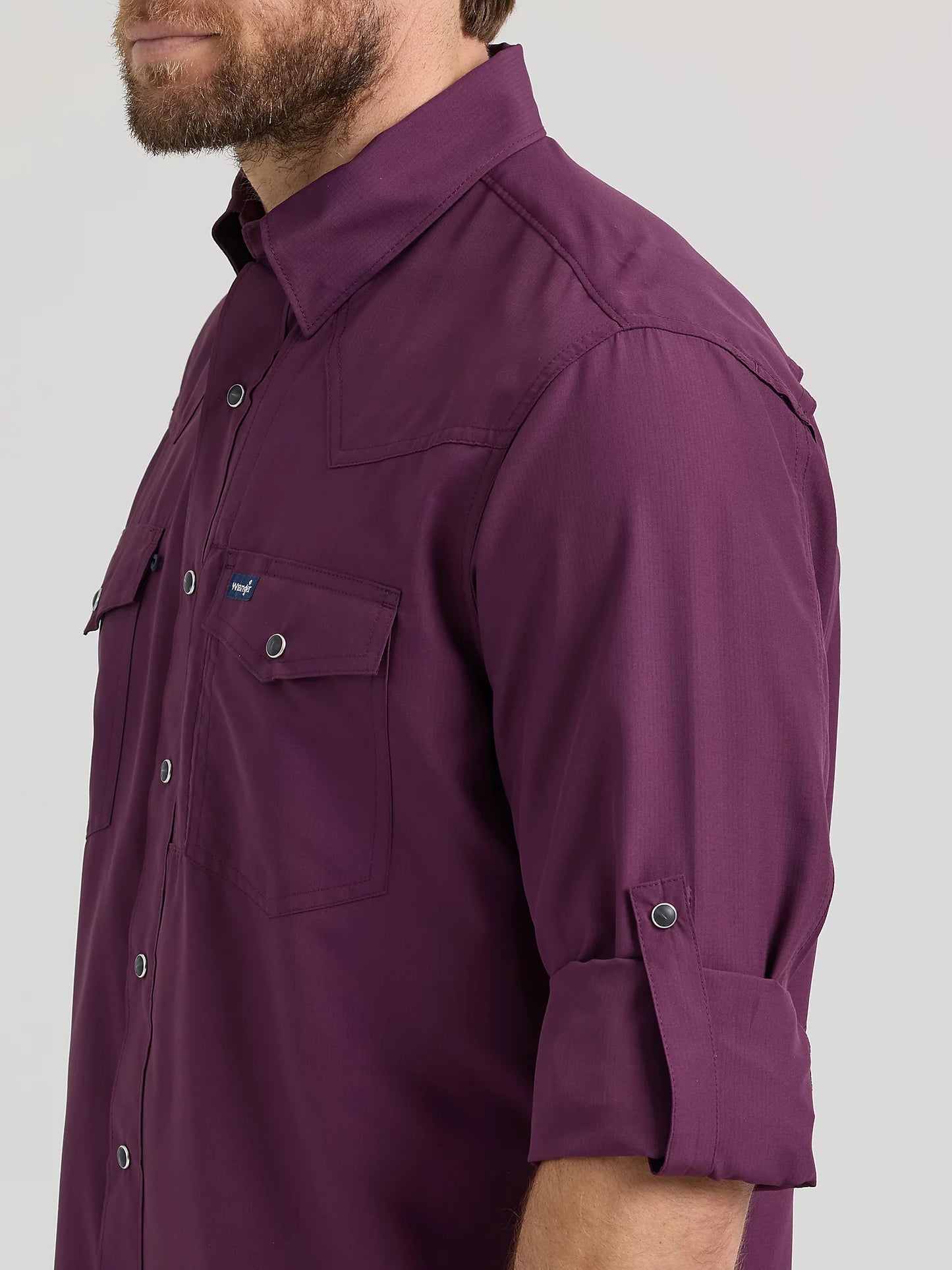 Men's Wrangler® Performance Snap Long Sleeve Solid Shirt in Plum 112352659