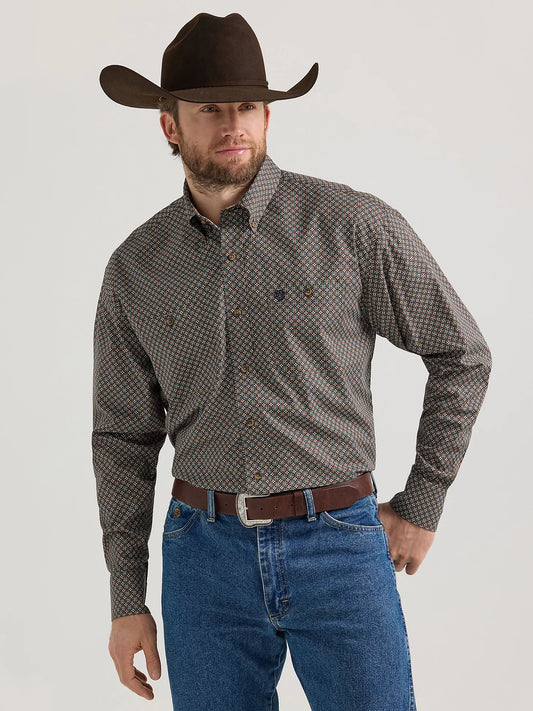 Wrangler® George Strait™ Long Sleeve Button Down Shirt in Brown 112352736