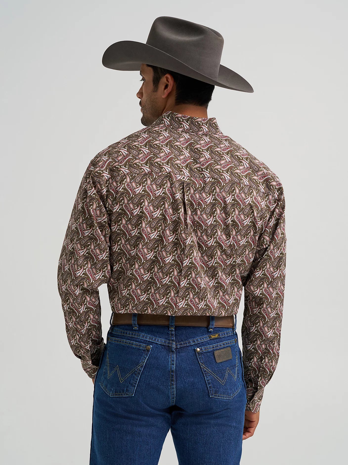 Wrangler® George Strait™ Men's Long Sleeve Button Down One Pocket Shirt 112368230