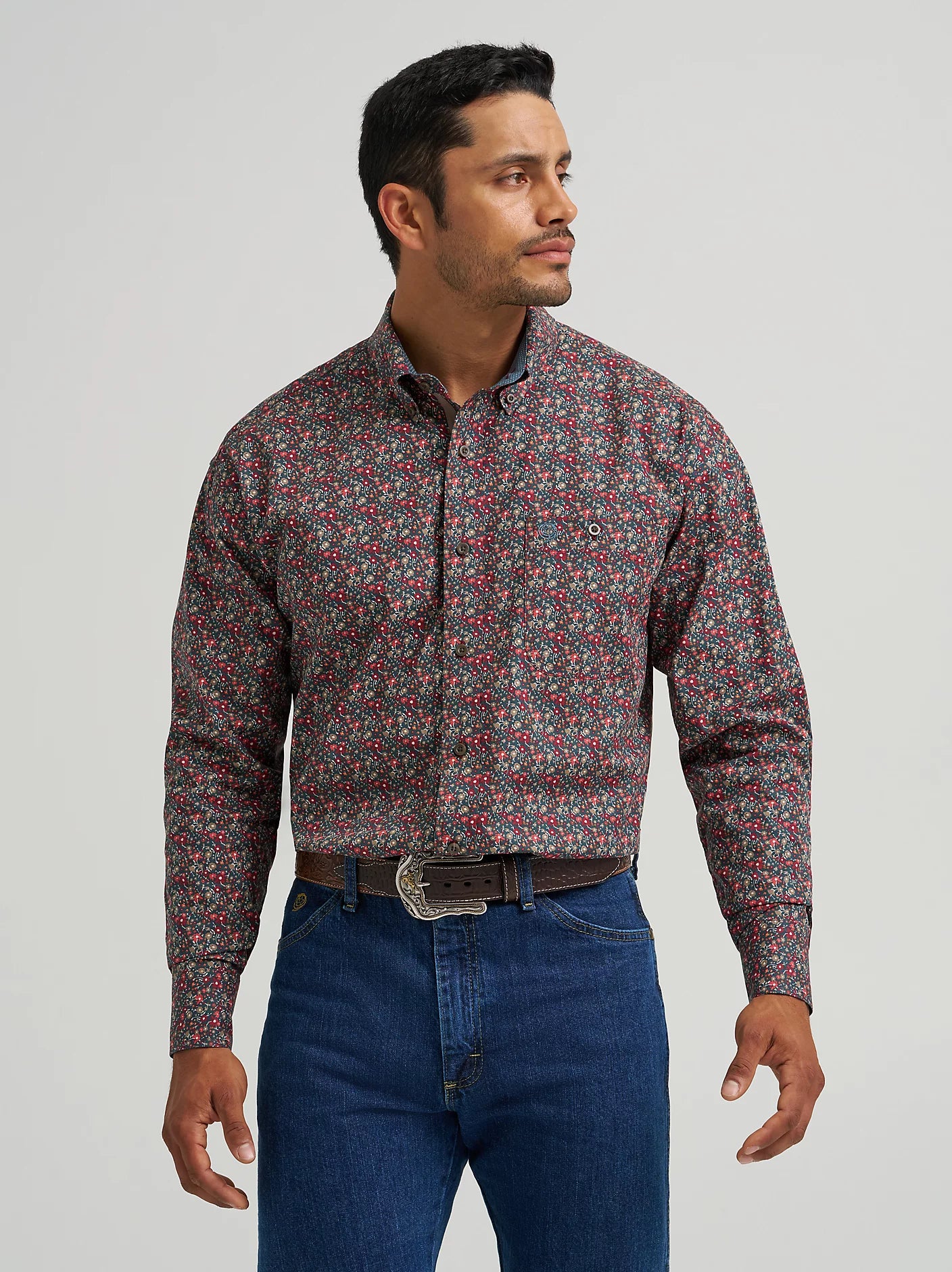 Wrangler® George Strait™ Men's Long Sleeve Button Down One Pocket Shirt 112368235