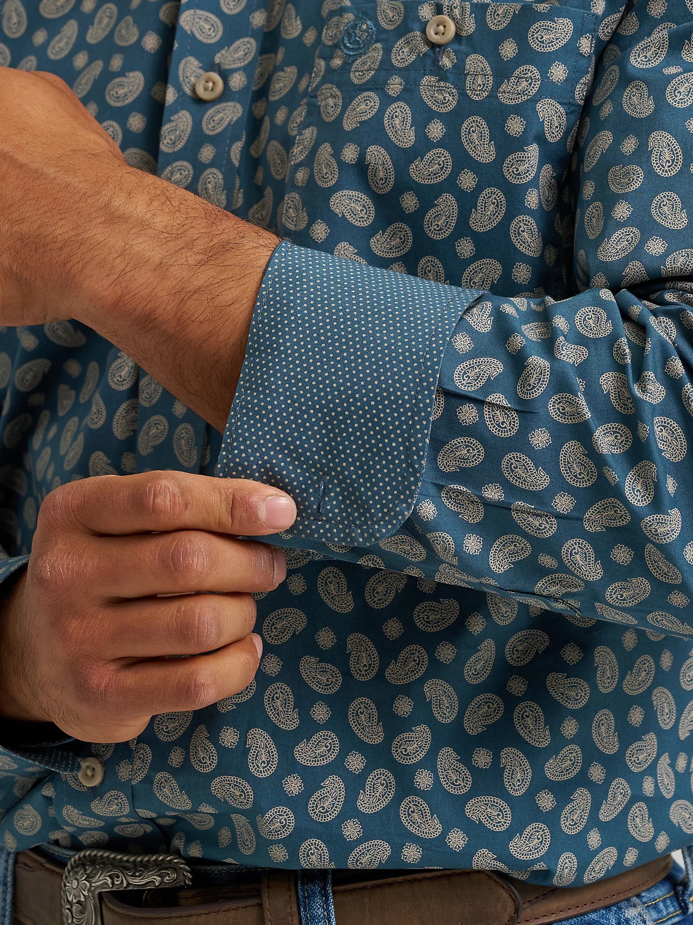 Wrangler® George Strait™ Men's Long Sleeve Button Down One Pocket Shirt 112368236