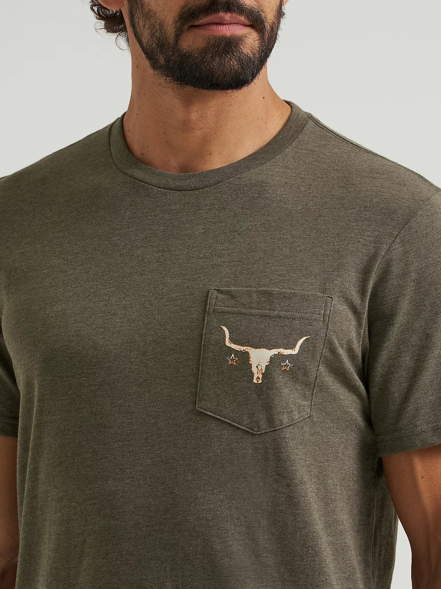 Wrangler® Men's Back Graphic Pocket T-Shirt 112368652