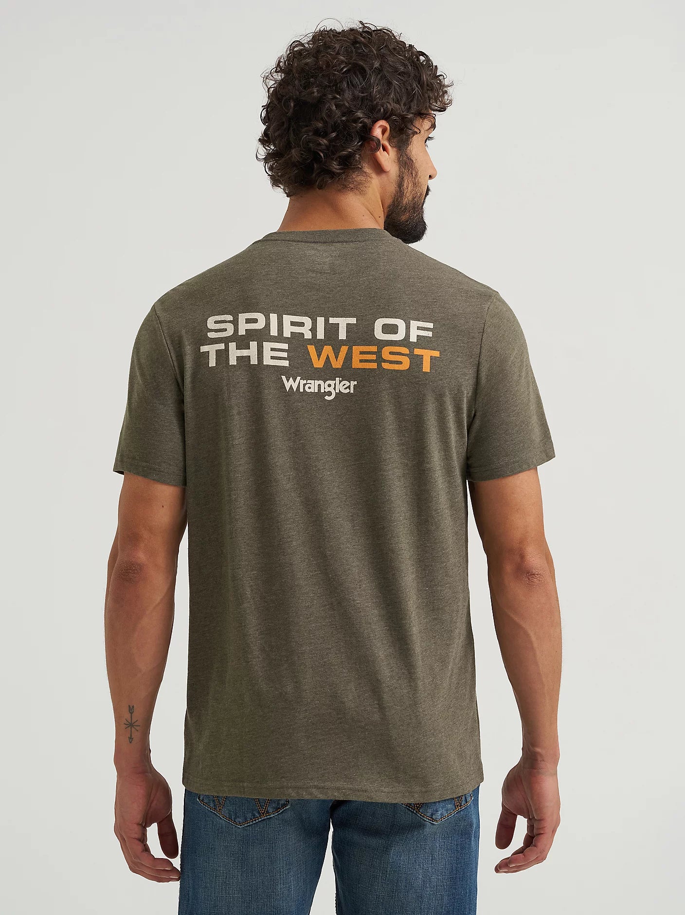 Wrangler® Men's Back Graphic Pocket T-Shirt 112368652