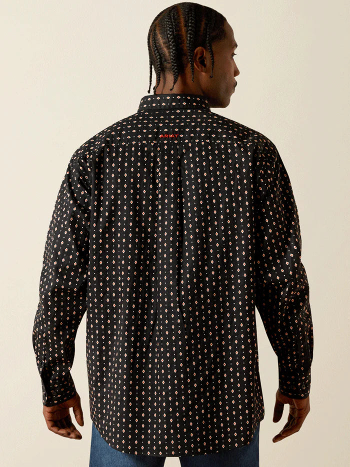 Ariat® Men's  Thorin Classic Fit Long Sleeve Shirt Black 10062182