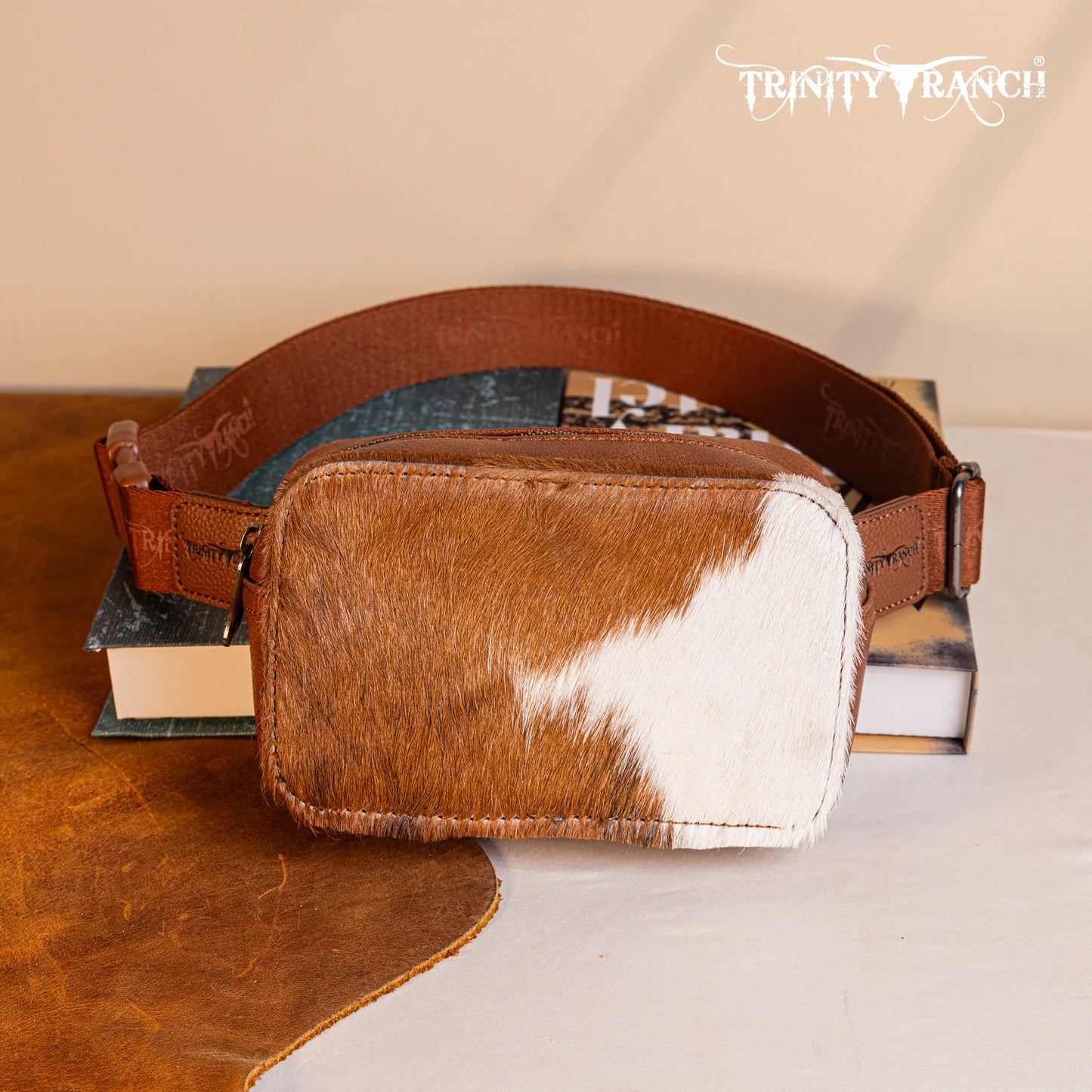Trinity Ranch® Genuine Hair-On Cowhide Belt Bag Brown TR184-194BR