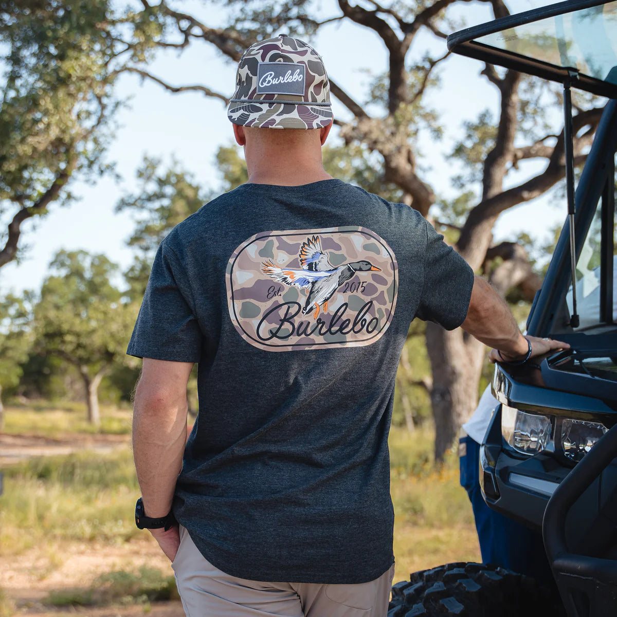 Burlebo® Men's Short Sleeve Tee Ducks Flying In - Heather Black SST-DFI-HB