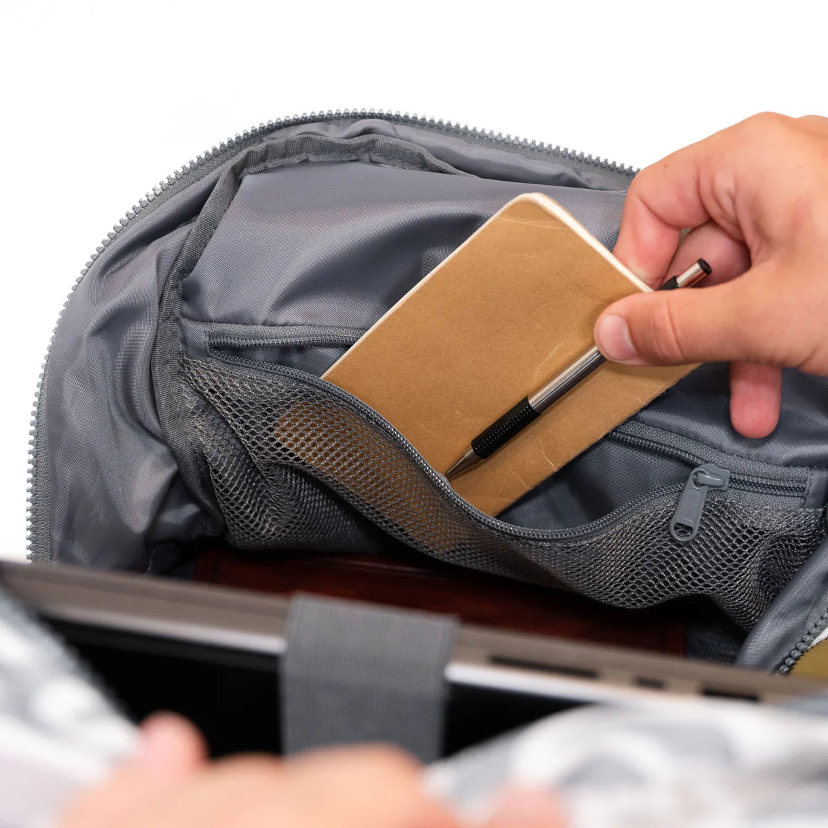 Burlebo® Backpack White Camo BP-WC