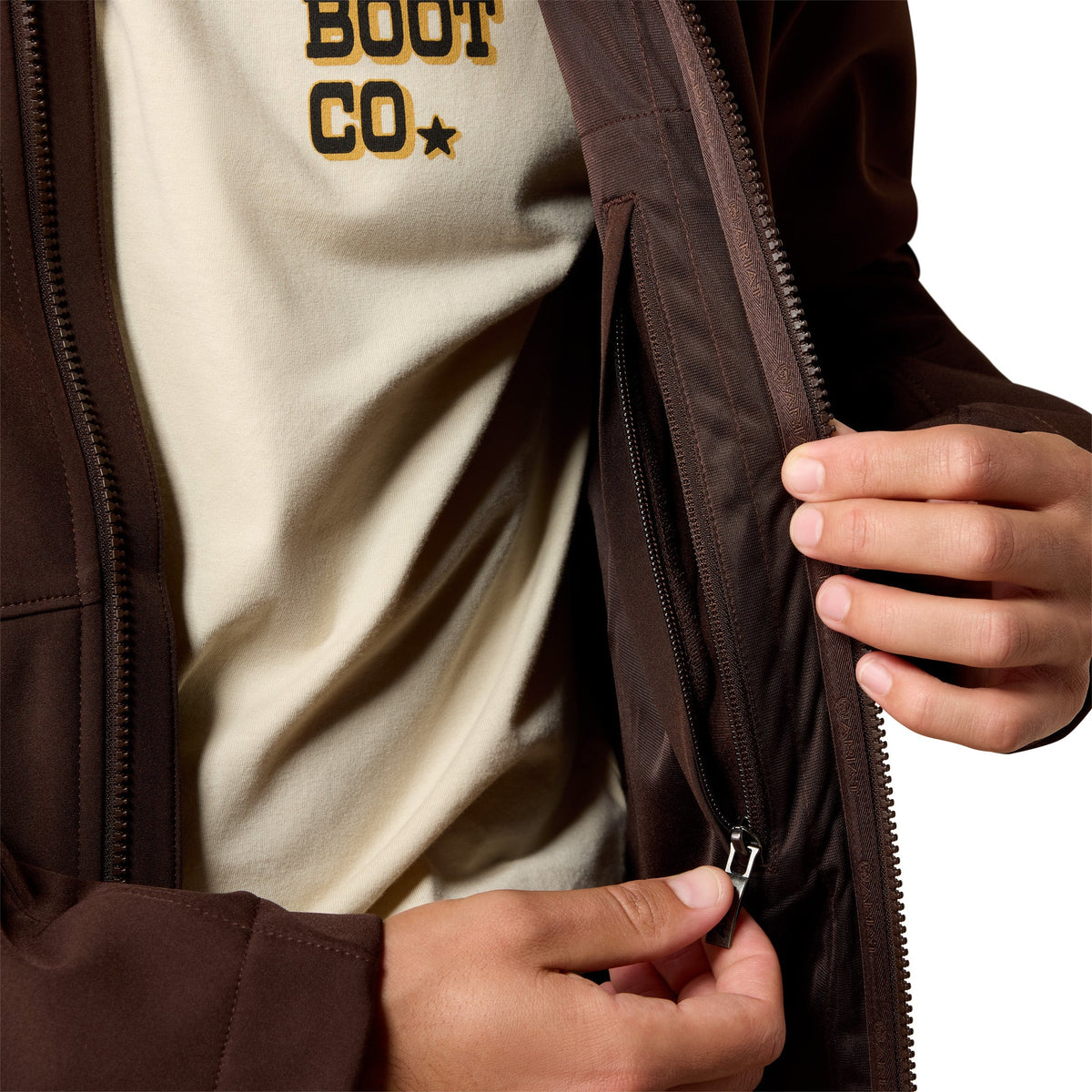 Ariat® Men's Chest Logo Softshell Mole Brown Jacket 10079279