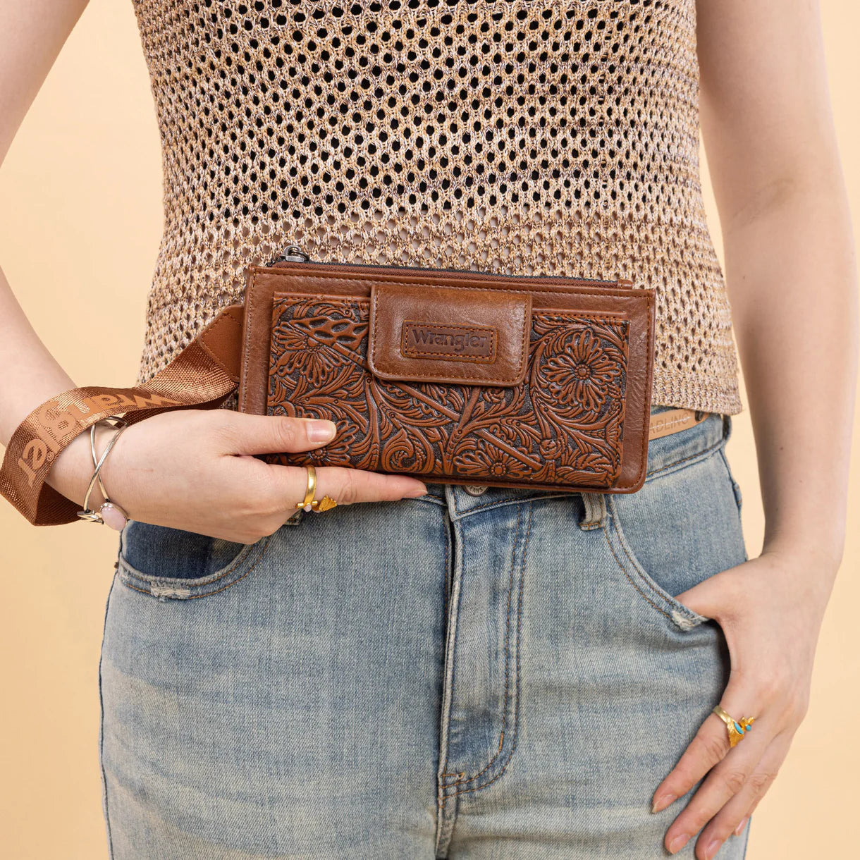 Wrangler® Floral Tooled Card Wallet/Wristlet Brown WG315-W013BR
